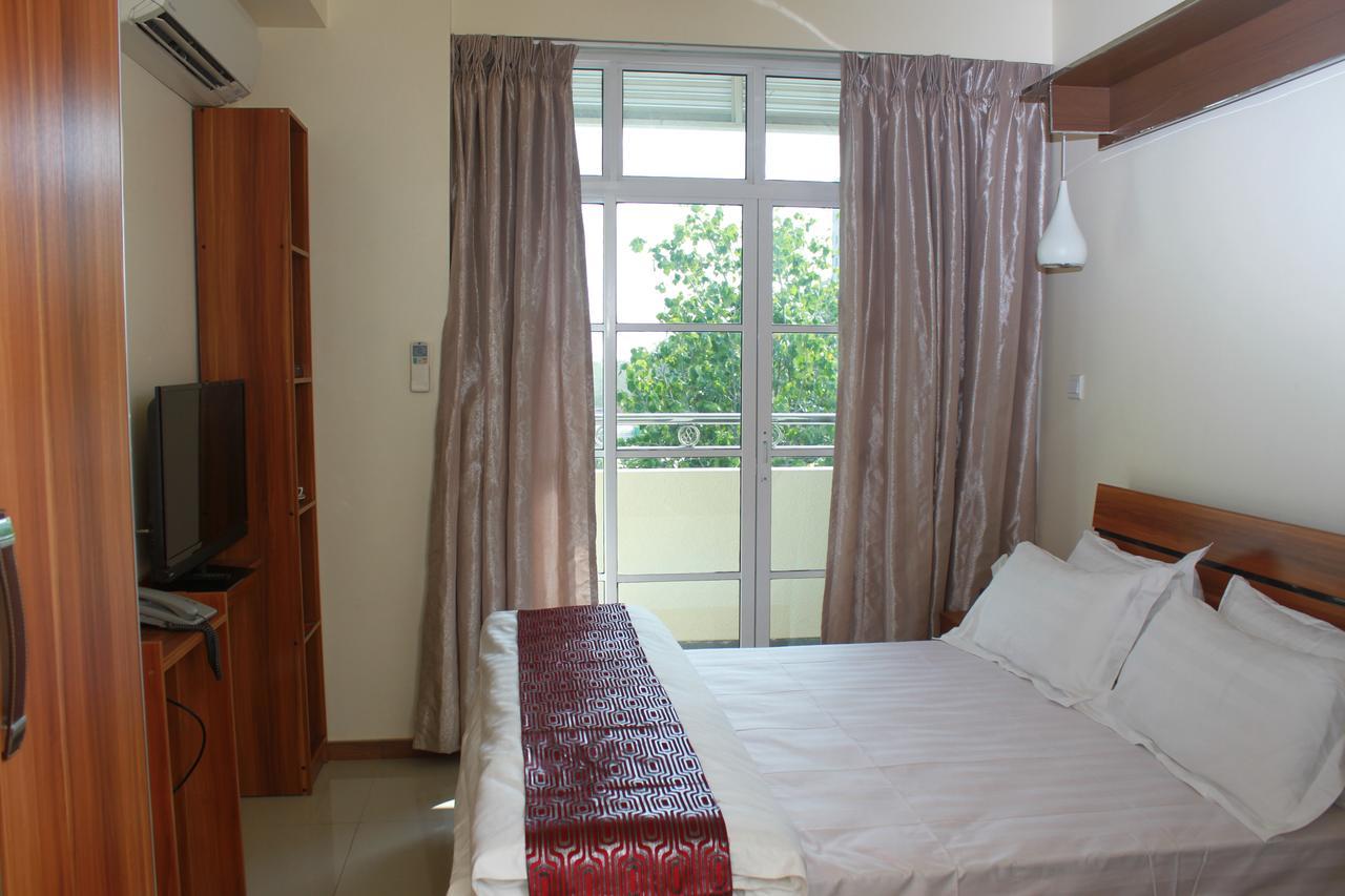 Surfview Raalhugandu Otel Malé Dış mekan fotoğraf