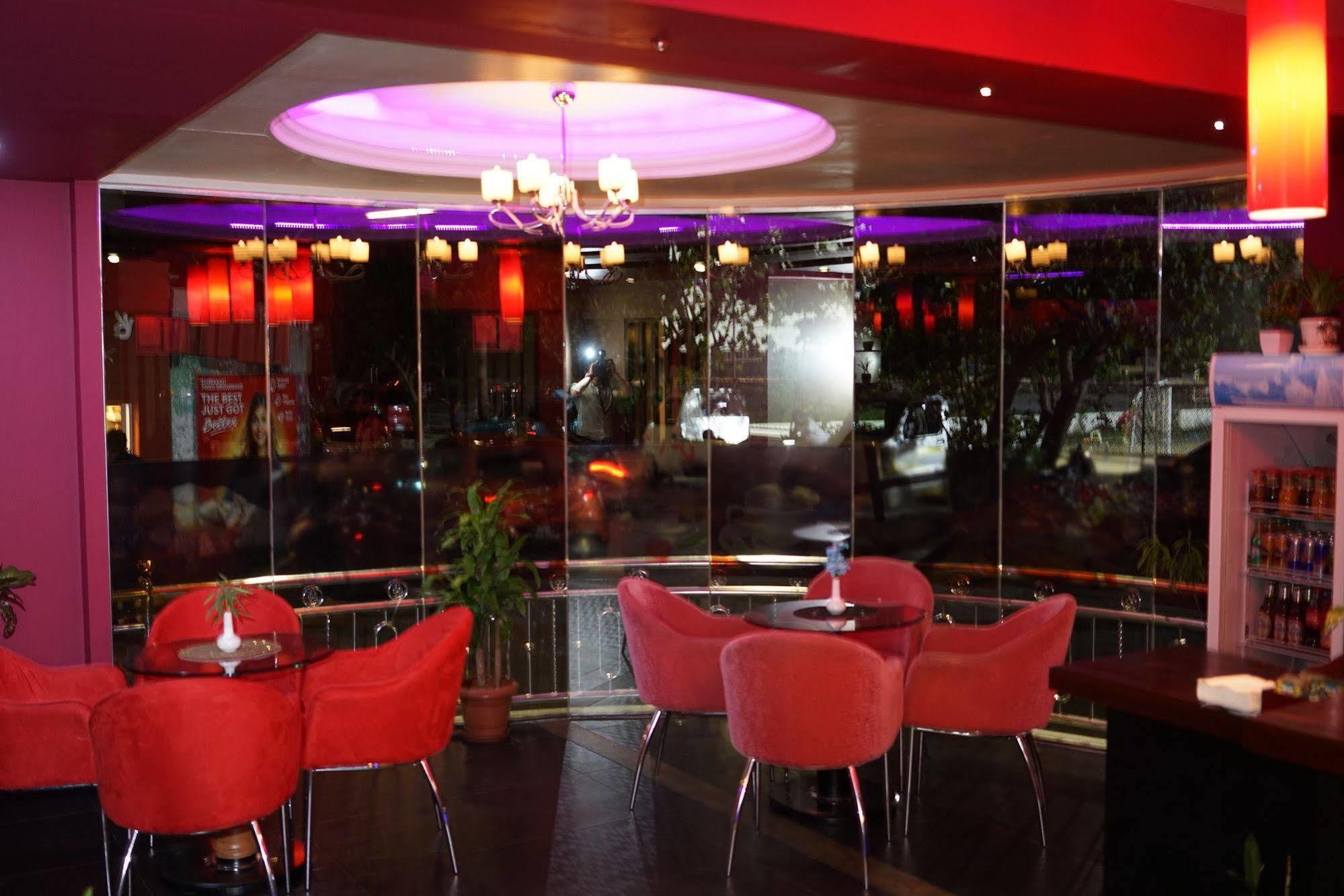 Surfview Raalhugandu Otel Malé Dış mekan fotoğraf